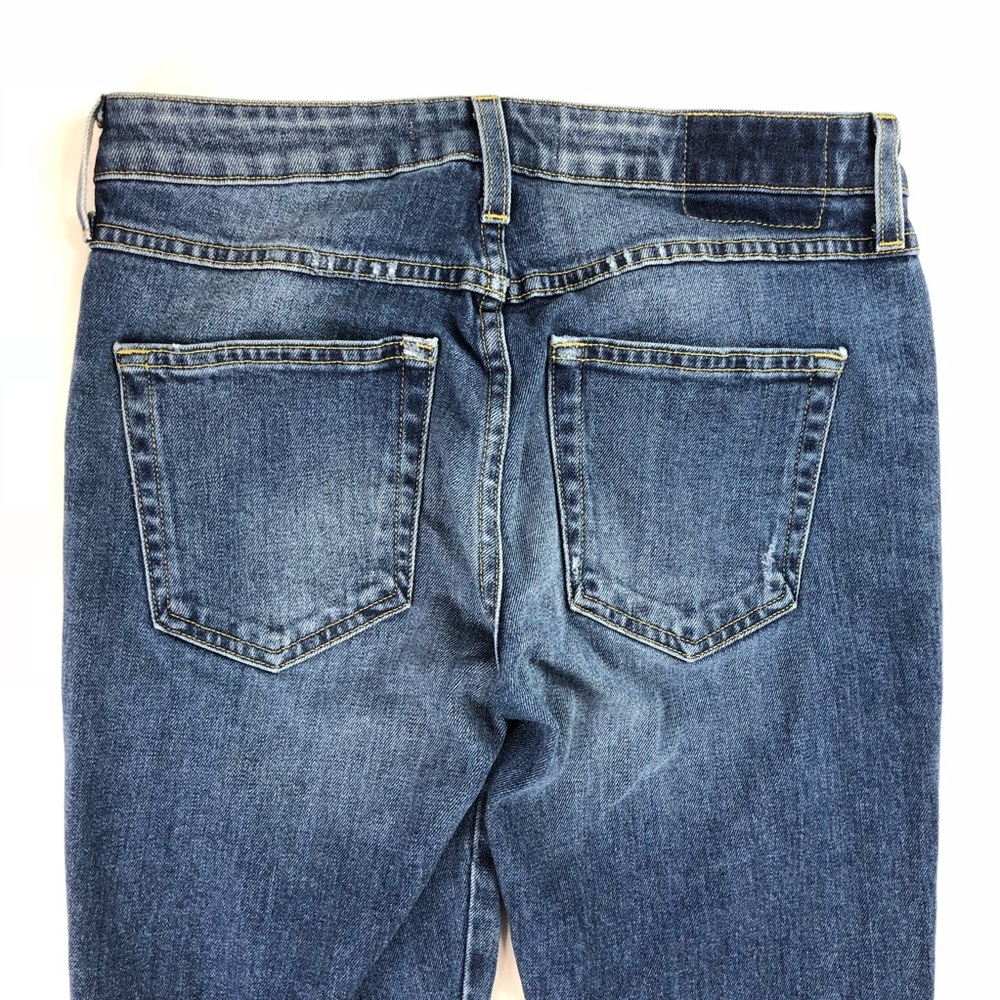 AMO Denim ‘Jane’ Kick Crop Jeans in Recess Wash - Picture 6 of 7